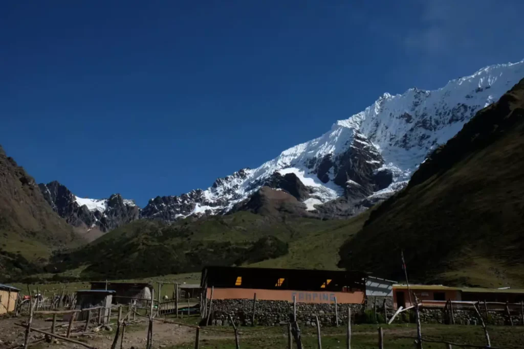 Trailhead at Soraypampa