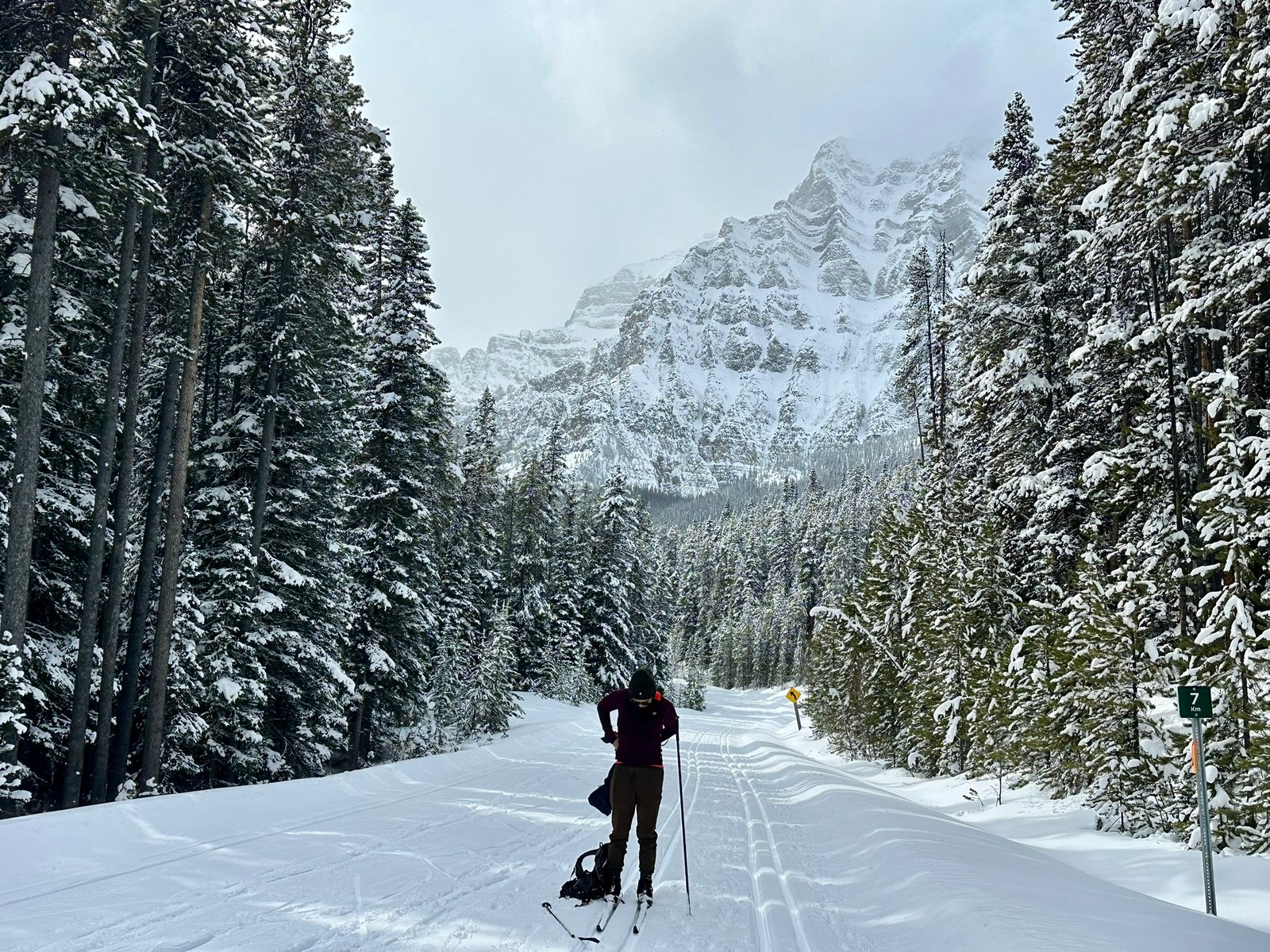 Moraine Lake Skiing