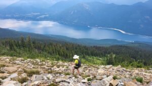 Arrow Lake on Saddle Mountain Lookout Trail