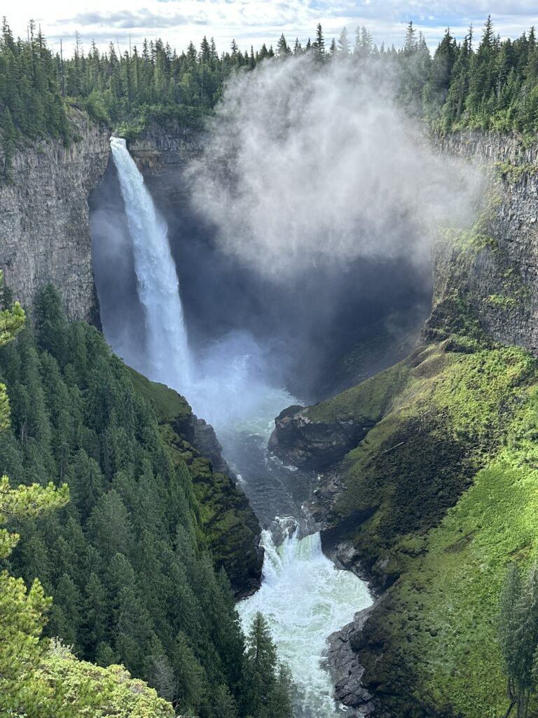 Helmcken Falls  in Wells Gray Provincial Park
