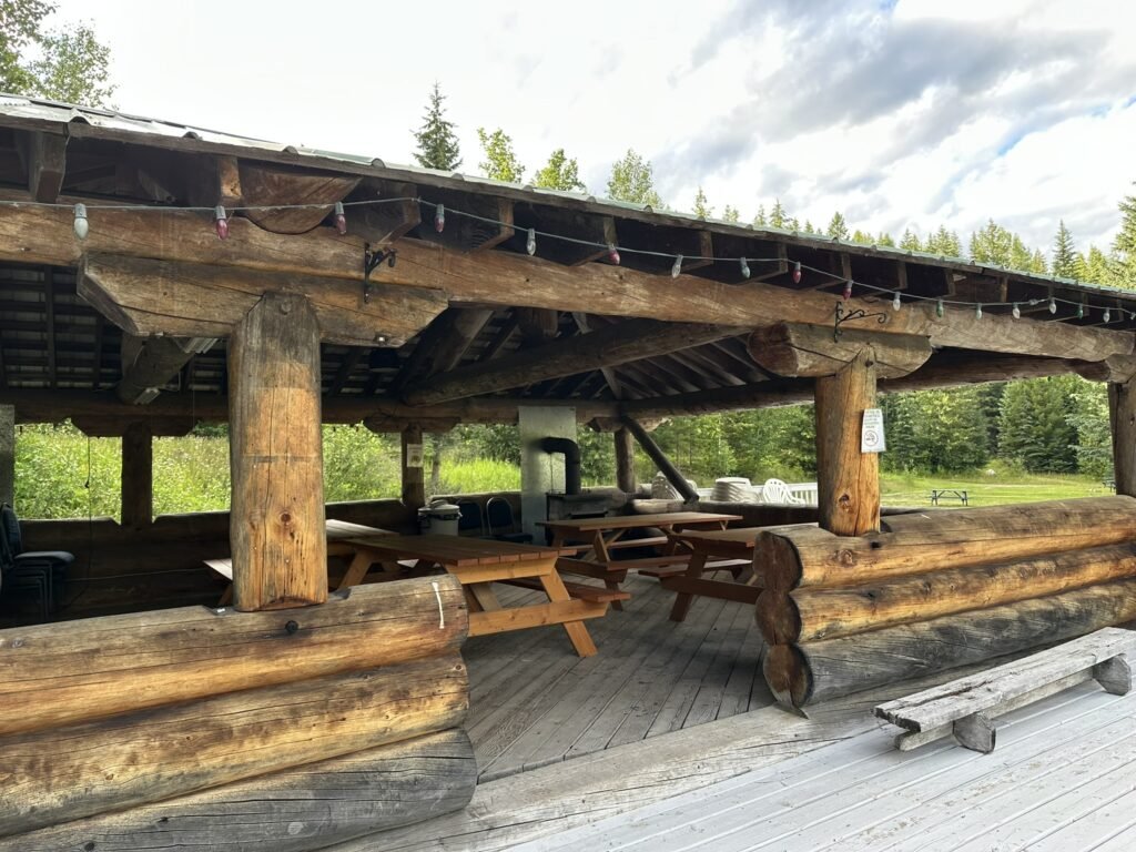 Helmcken Falls Lodge & RV Campground